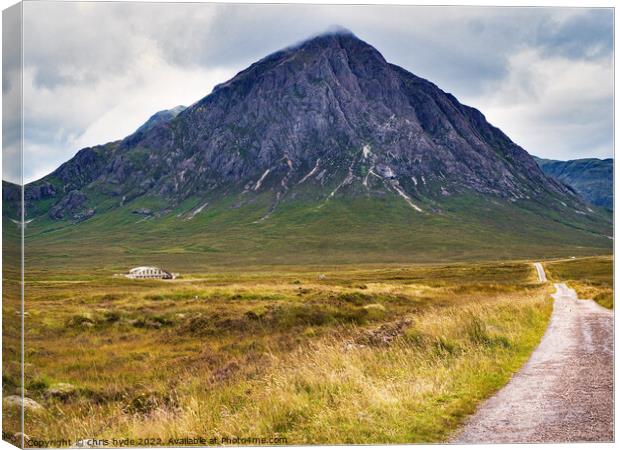 Road to Glencoe Canvas Print by chris hyde