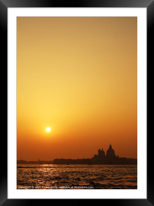 Venice sunset. Framed Mounted Print by Glyn Evans