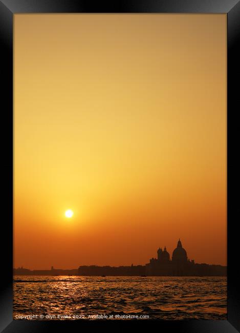 Venice sunset. Framed Print by Glyn Evans