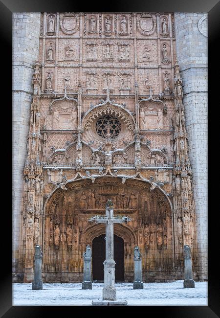 VALLADOLID, SPAIN - January 10, 2021: Gothic facade of St. Paul's church Framed Print by David Galindo