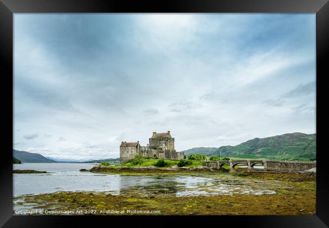 Eilean Donan castle, Scottish Highlands Framed Print by Delphimages Art