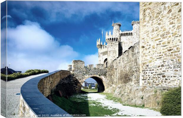 Desaturated edition of access to Ponferrada castle Canvas Print by Jordi Carrio