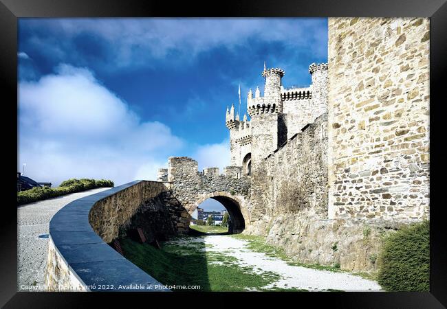 Desaturated edition of access to Ponferrada castle Framed Print by Jordi Carrio