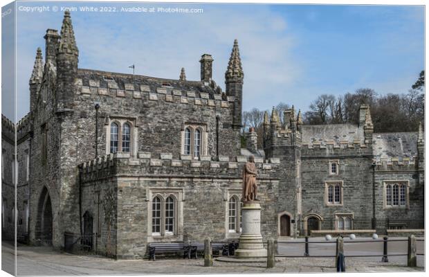 Historic Tavistock old buildings Canvas Print by Kevin White