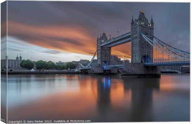 Tower bridge at sunrise.   Canvas Print by Gary Parker