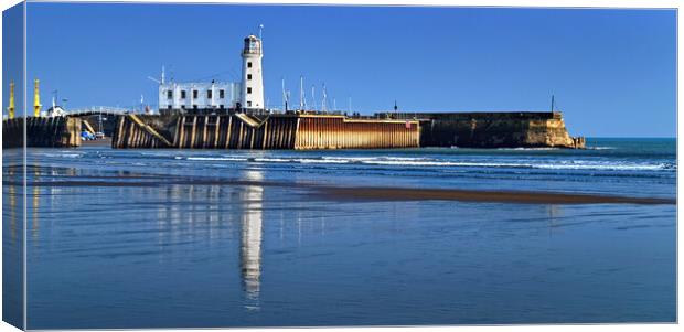 Scarborough Lighthouse North Yorkshire Canvas Print by Darren Galpin