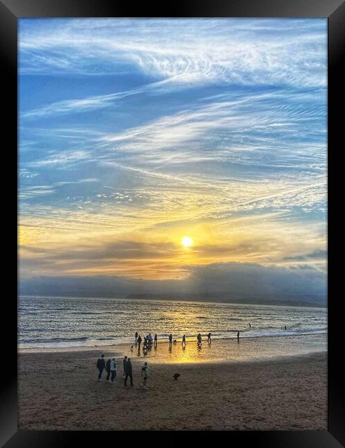 Golden Hour At Exmouth Framed Print by Sheila Ramsey