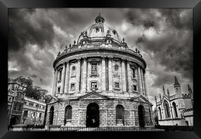 Radcliffe Camera Oxford Framed Print by Cliff Kinch