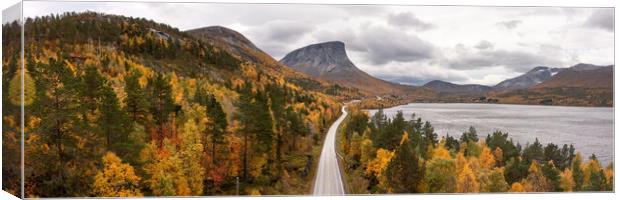 Autumn road trip Fjerdvatnet Lake norway Canvas Print by Sonny Ryse