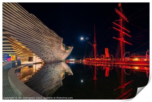 Victoria & Albert Museum with the RRS Discovery  Print by Ian Scrimgeour