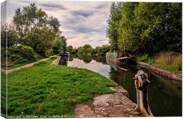 Canal Boats Above Midgham Lock Canvas Print by Ian Lewis