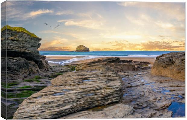Sunset at Trebarwith Strand in Cornwall Canvas Print by Tracey Turner
