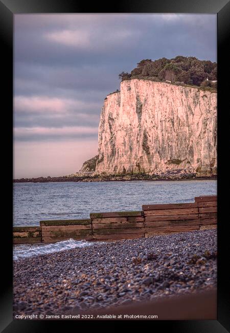 St Margarets Bay cliff  Framed Print by James Eastwell