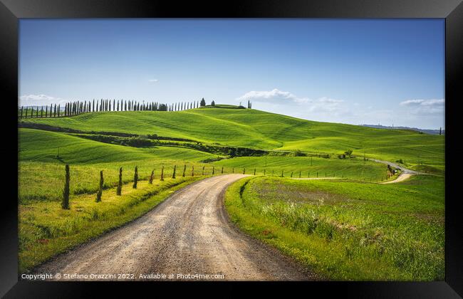 Monteroni d'Arbia, route of the via francigena. Curved road. Framed Print by Stefano Orazzini