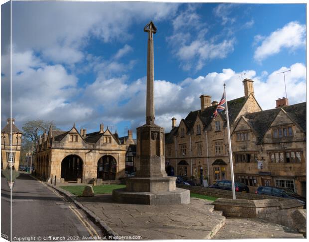 Chipping Campden Canvas Print by Cliff Kinch