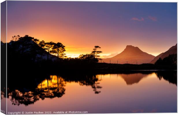 Stac Pollaidh sunset reflections, Scottish Highlands Canvas Print by Justin Foulkes