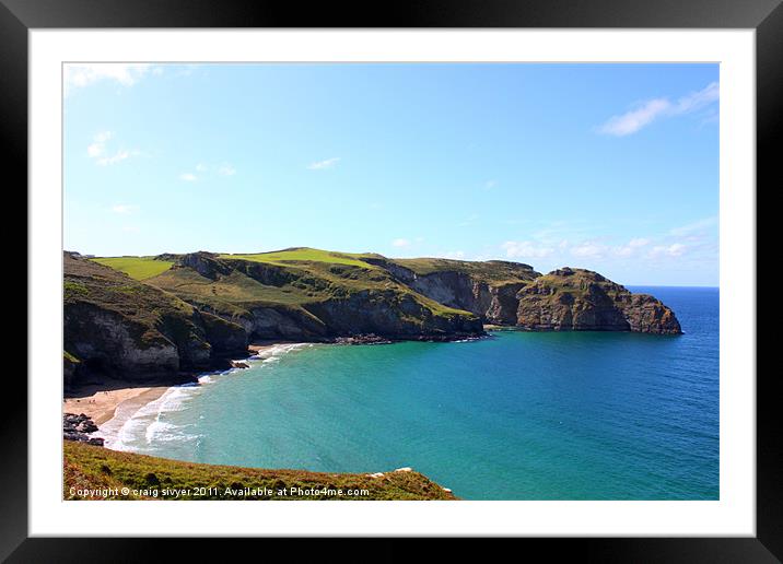 Coast line of Cornwall, lovelly beach Framed Mounted Print by craig sivyer