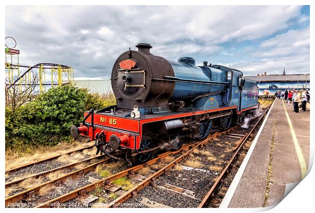 Steam locomotive No85 Merlin at Portrush, Northern Ireland Print by jim Hamilton