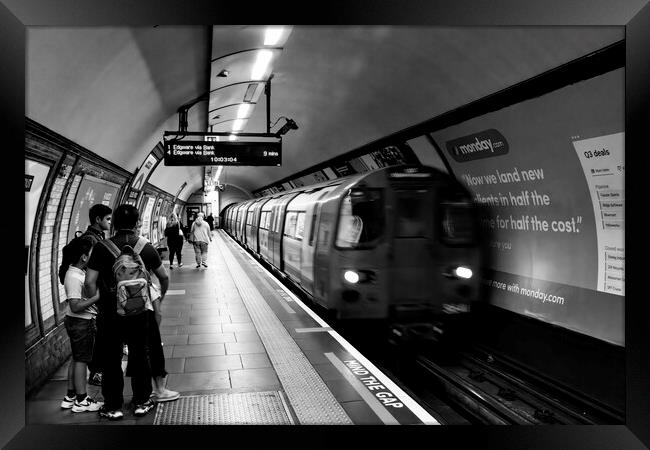 London Underground 03 High Contrast Framed Print by Glen Allen