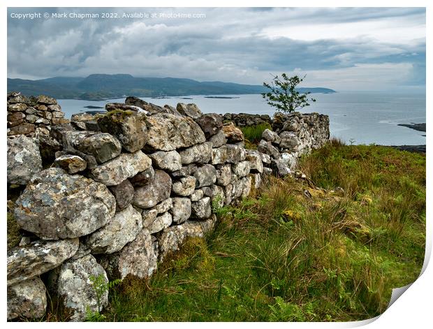 Ruined croft wall, Boreraig, Isle of Skye Print by Photimageon UK