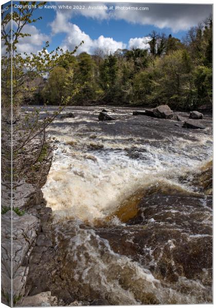 Natural water energy from Aysgarth Falls  Canvas Print by Kevin White
