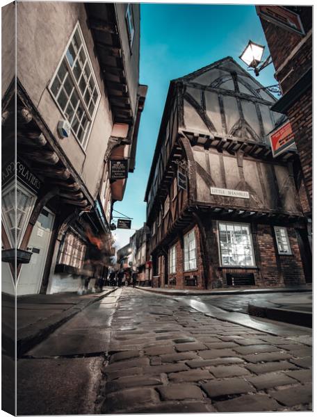 The Shambles at dusk, York Canvas Print by Alan Wise