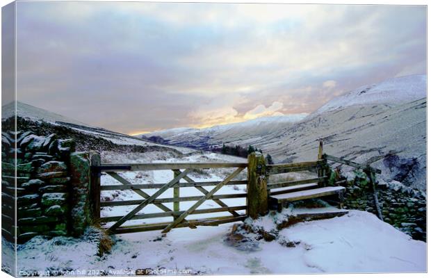 Vale of Edale at Dawn in Winter, Derbyshire Canvas Print by john hill