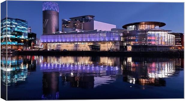 The Lowry Reflections, Salford Quays Canvas Print by Michele Davis