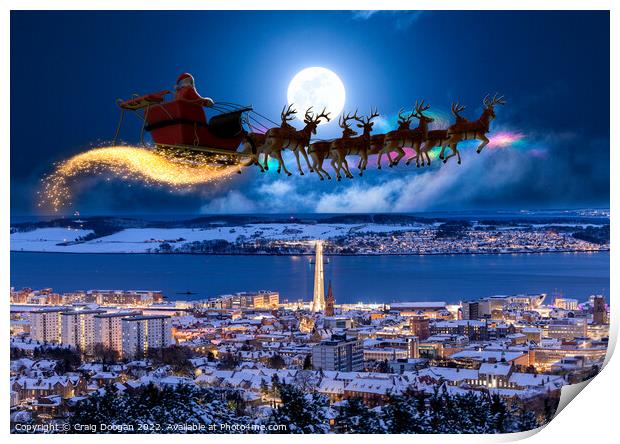 Santa Visits Dundee Print by Craig Doogan