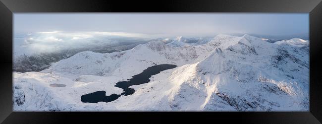 Grib Goch in winter Snowdon Yr Wyddfa Snowdonia Eryri Framed Print by Sonny Ryse