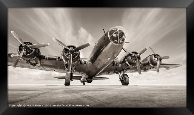 b17 bomber Framed Print by Frank Peters