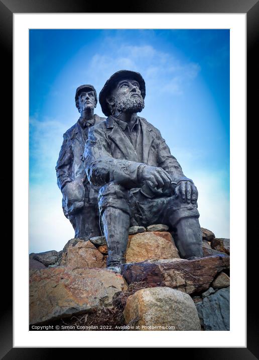 Collie and MacKenzie Statue Framed Mounted Print by Simon Connellan