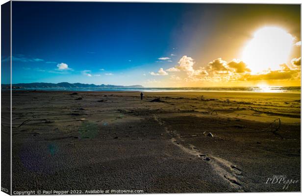 Disappearing into the sunset Canvas Print by Paul Pepper