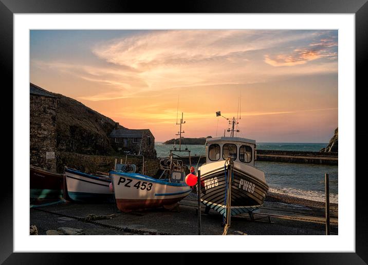  Mullion cornwall sunset,with fishing boats Framed Mounted Print by kathy white