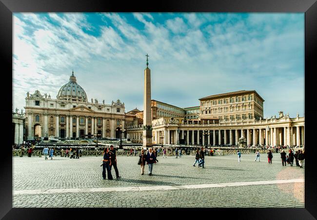 Piazza San Piedro, Vatican, Italy Framed Print by Gerry Walden LRPS