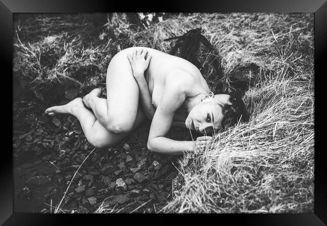 Hiraeth 006 Valentina L'Abbate - Landscape Art Nude  Framed Print by Henry Clayton