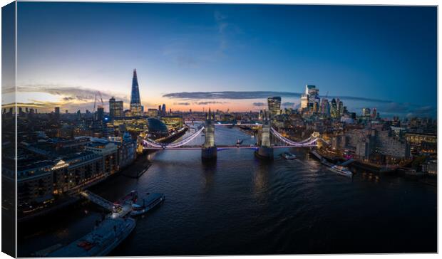 Wonderful evening view over London and Tower Bridge from above Canvas Print by Erik Lattwein