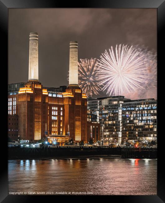 Battersea Fireworks Framed Print by Sarah Smith