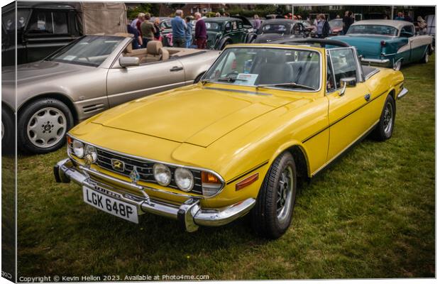 1975 Triumph Stag classic sports car Canvas Print by Kevin Hellon