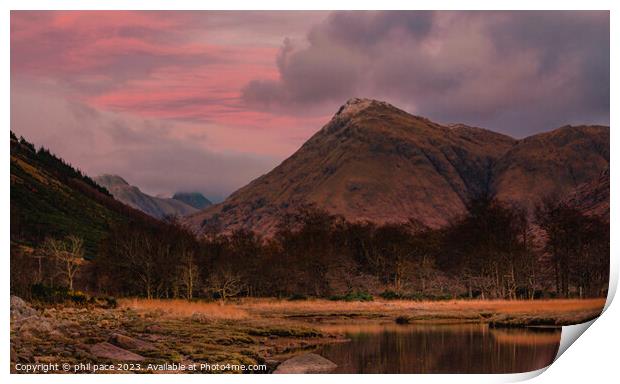Sunset in Glen Etive  Print by phil pace