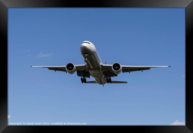 Turkish Airlines Boeing 777 Framed Print by David Pyatt