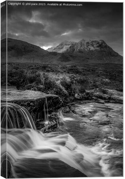 Waterfalls at Kingshouse in B&W  Canvas Print by phil pace