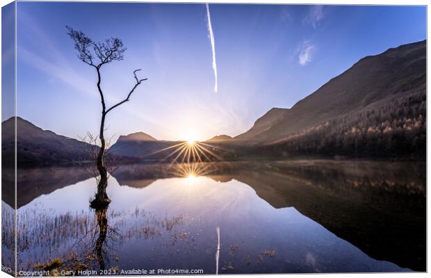 Buttermere sunrise Canvas Print by Gary Holpin
