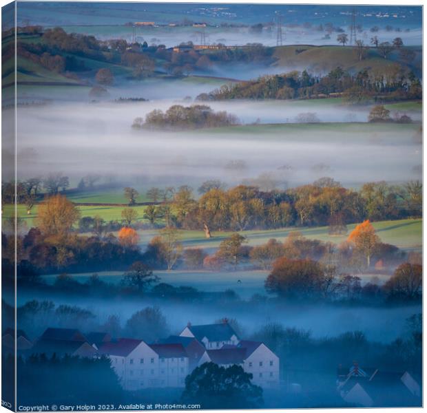 Foggy Devon landscape Canvas Print by Gary Holpin