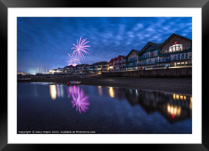 Fireworks over Exmouth  Framed Mounted Print by Gary Holpin