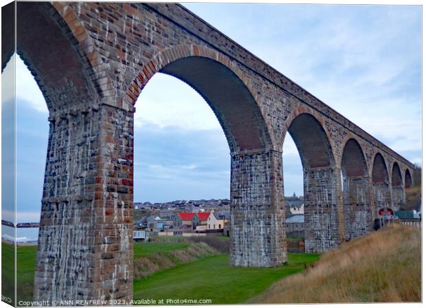 Cullen framed by the Viaduct. Canvas Print by ANN RENFREW
