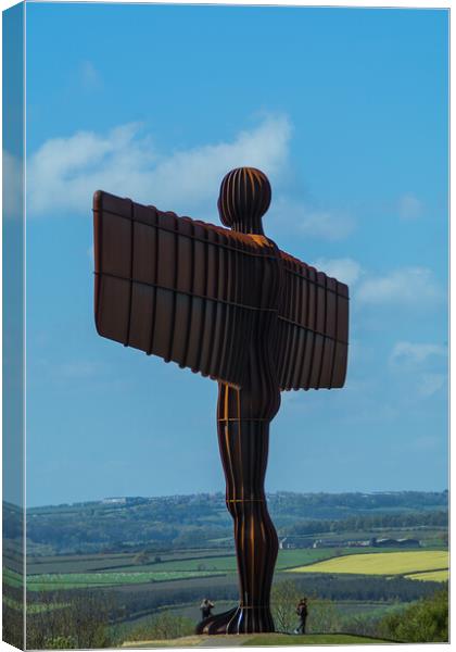 The Angel of the North Canvas Print by Les Hopkinson