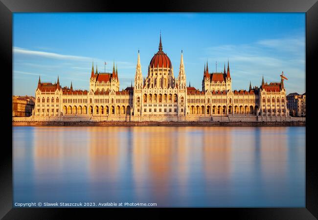 Hungarian Parliament Building Framed Print by Slawek Staszczuk