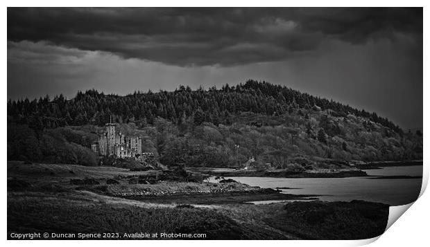 Dunvegan Castle Print by Duncan Spence