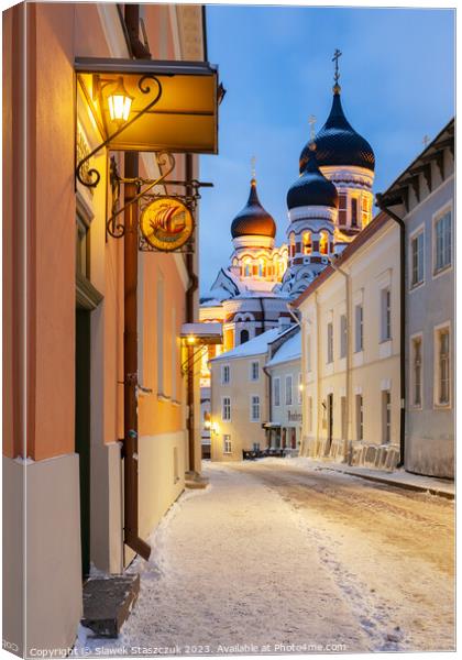 Winter in Tallinn Canvas Print by Slawek Staszczuk